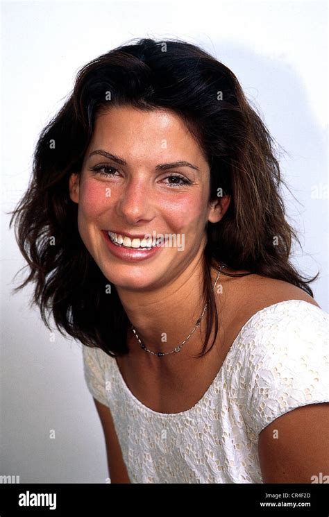 sandra annette bullock